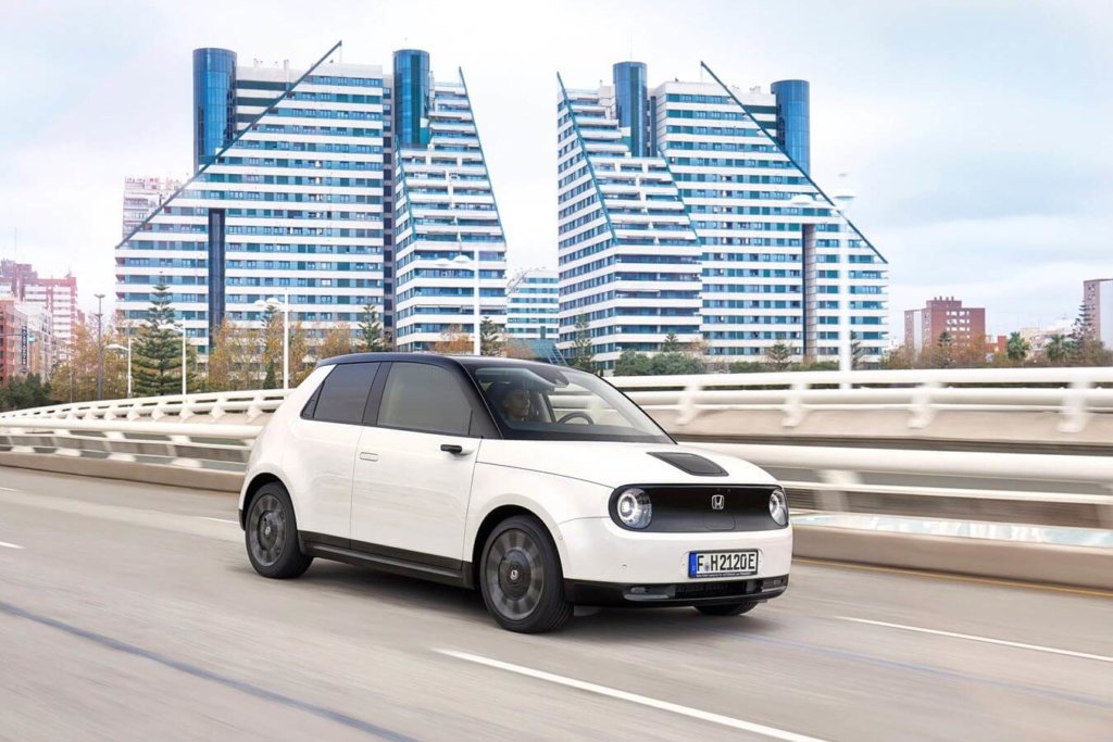 HONDA E VS FIAT 500 E