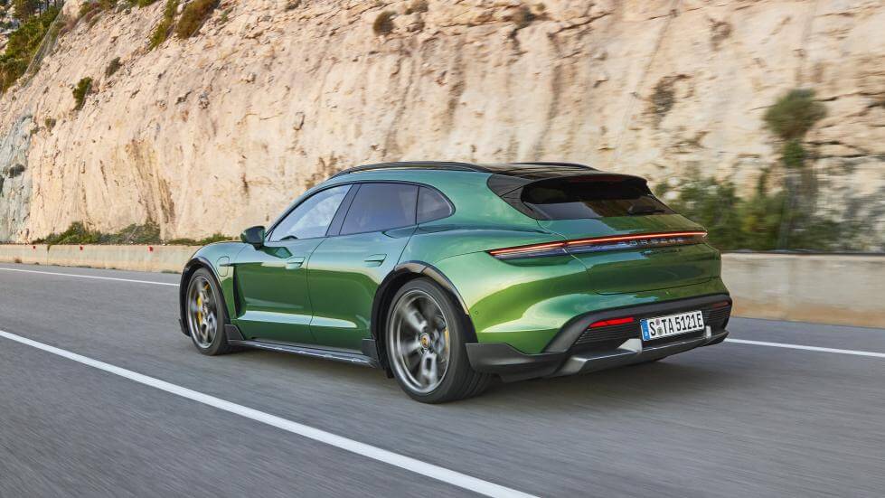 PORSCHE TAYCAN CROSS TURISMO