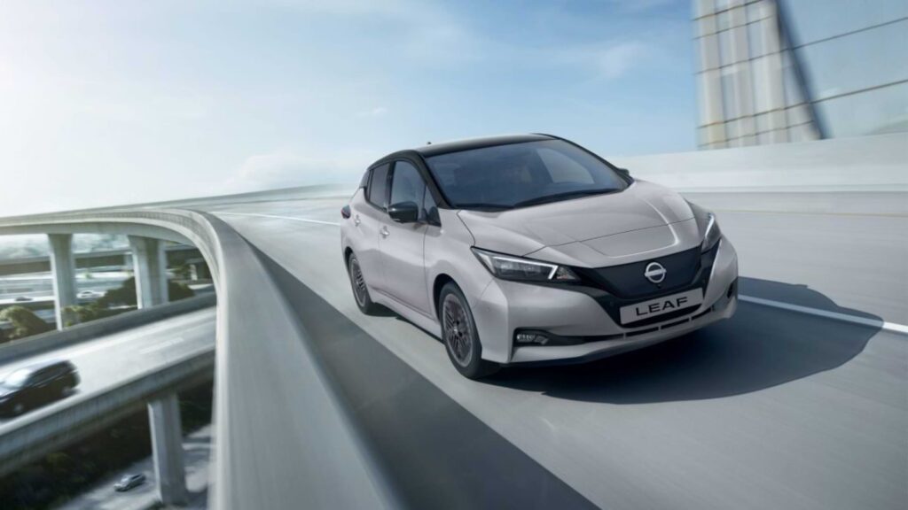 Nissan Leaf road