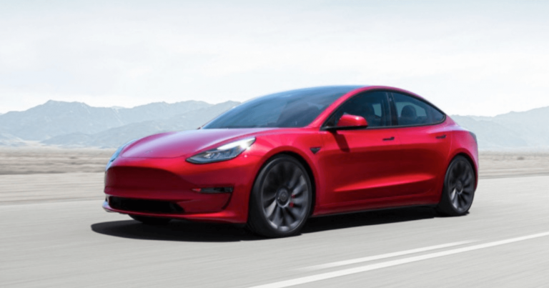 Tesla Model 3 voiture électrique