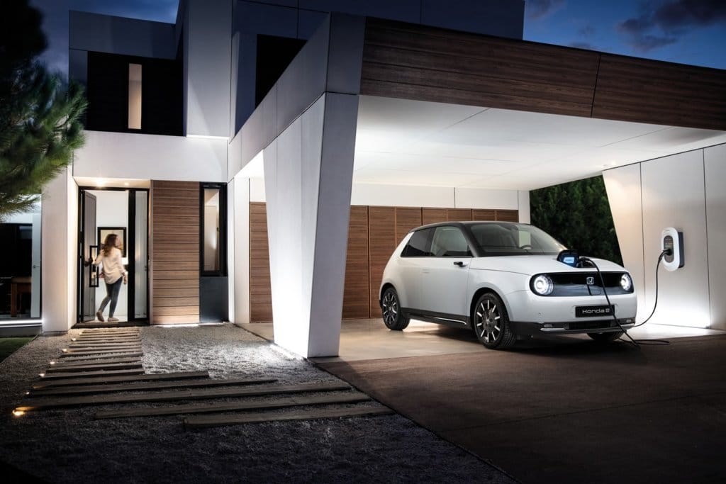ENTRETIEN VOITURE ELECTRIQUE
