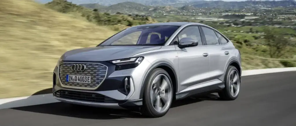 audi e tron front side