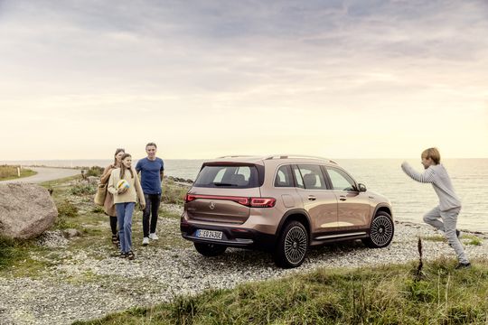 Mercedes-EQB-SUV-électrique-7-places beev