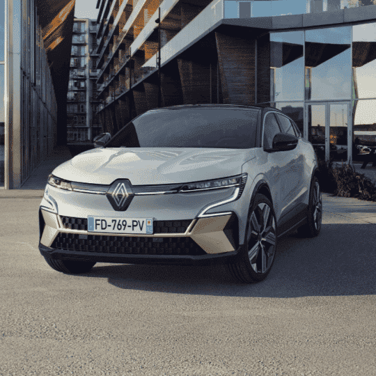 Renault Megane elektrisch von vorne