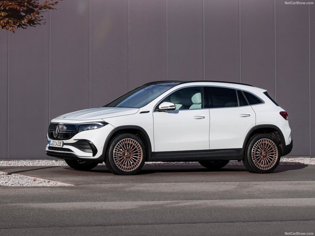 Mercedes EQA