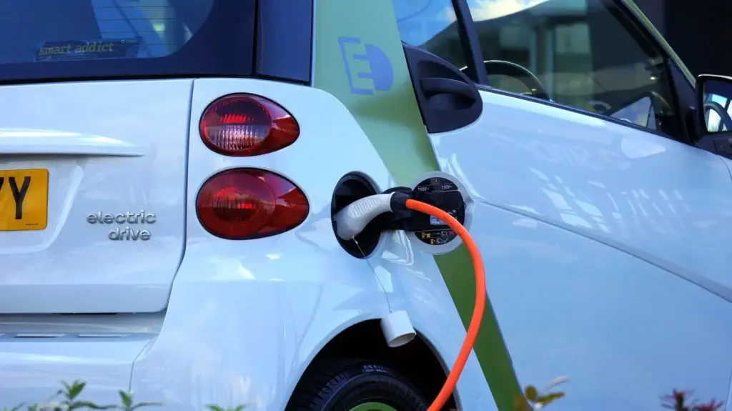 plug and charge electric vehicle