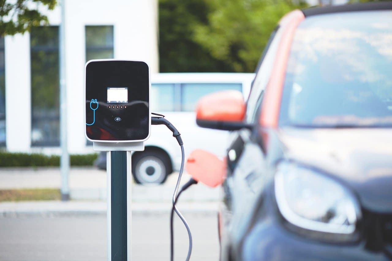 Comment choisir le bon câble pour la recharge de sa voiture électrique ?