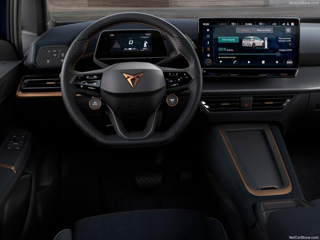 Cupra Born interieur