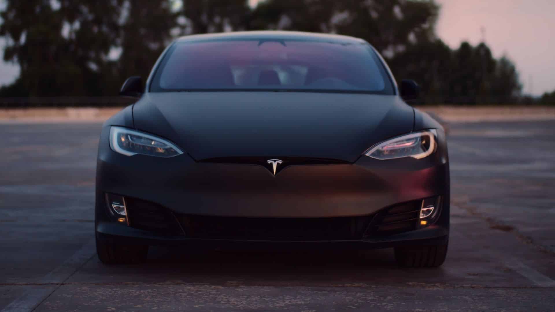 Tesla : la liste des bornes Superchargeur désormais ouvertes à