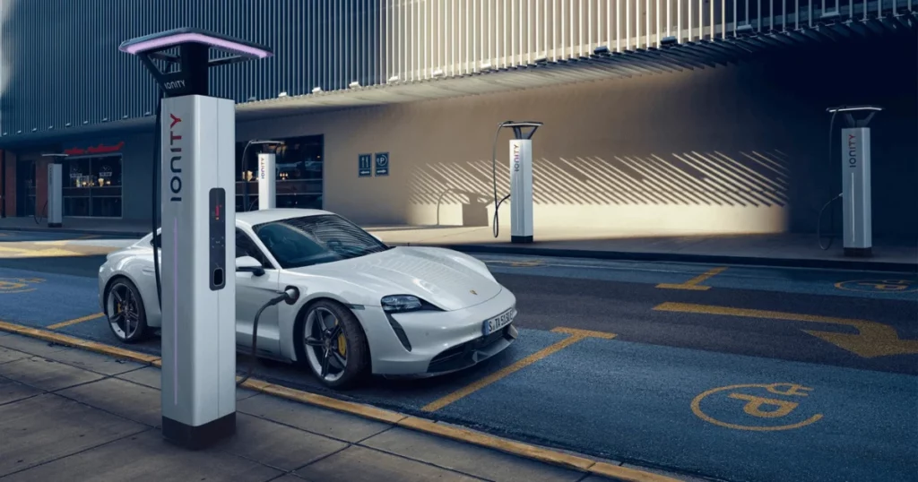 Porsche Taycan recharge Ionity