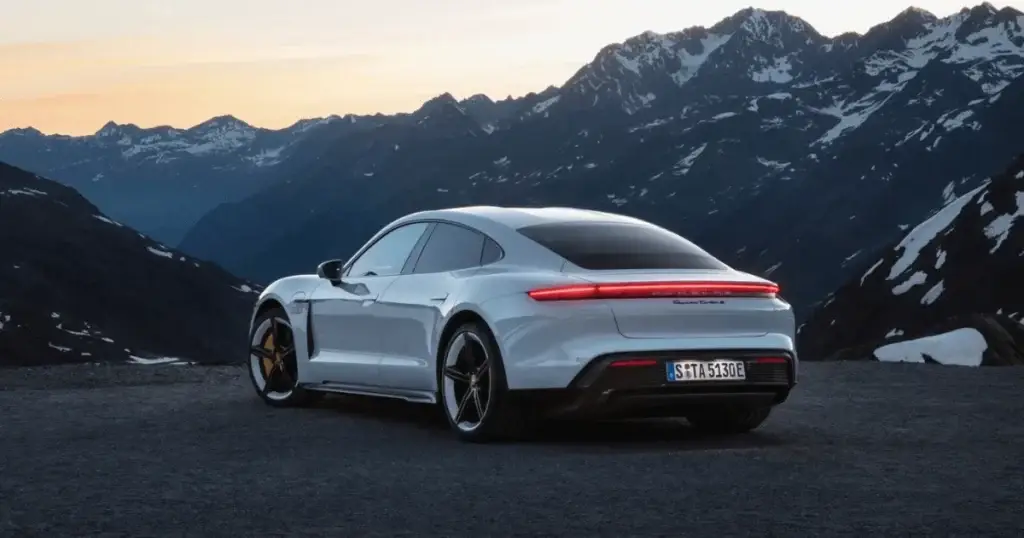 Porsche Taycan S extérieur