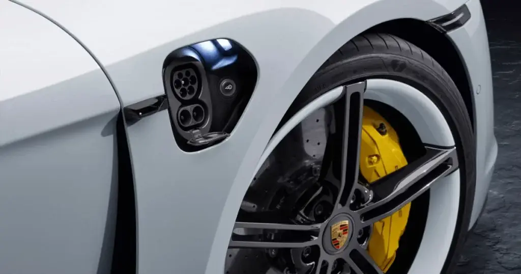Recharge Porsche Taycan