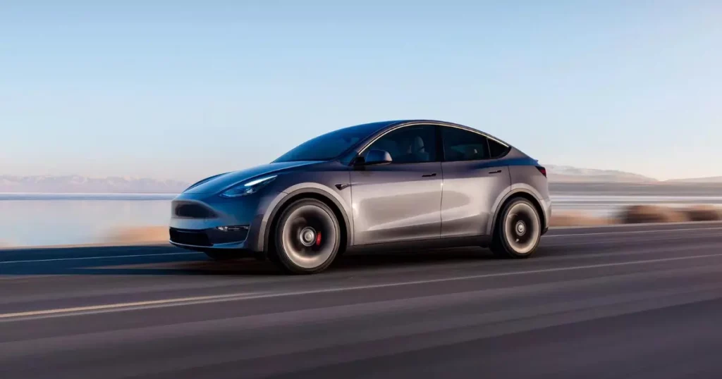 Tesla-model-y-propulsion-grise