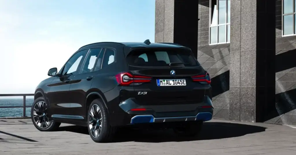 BMW iX3 arrière