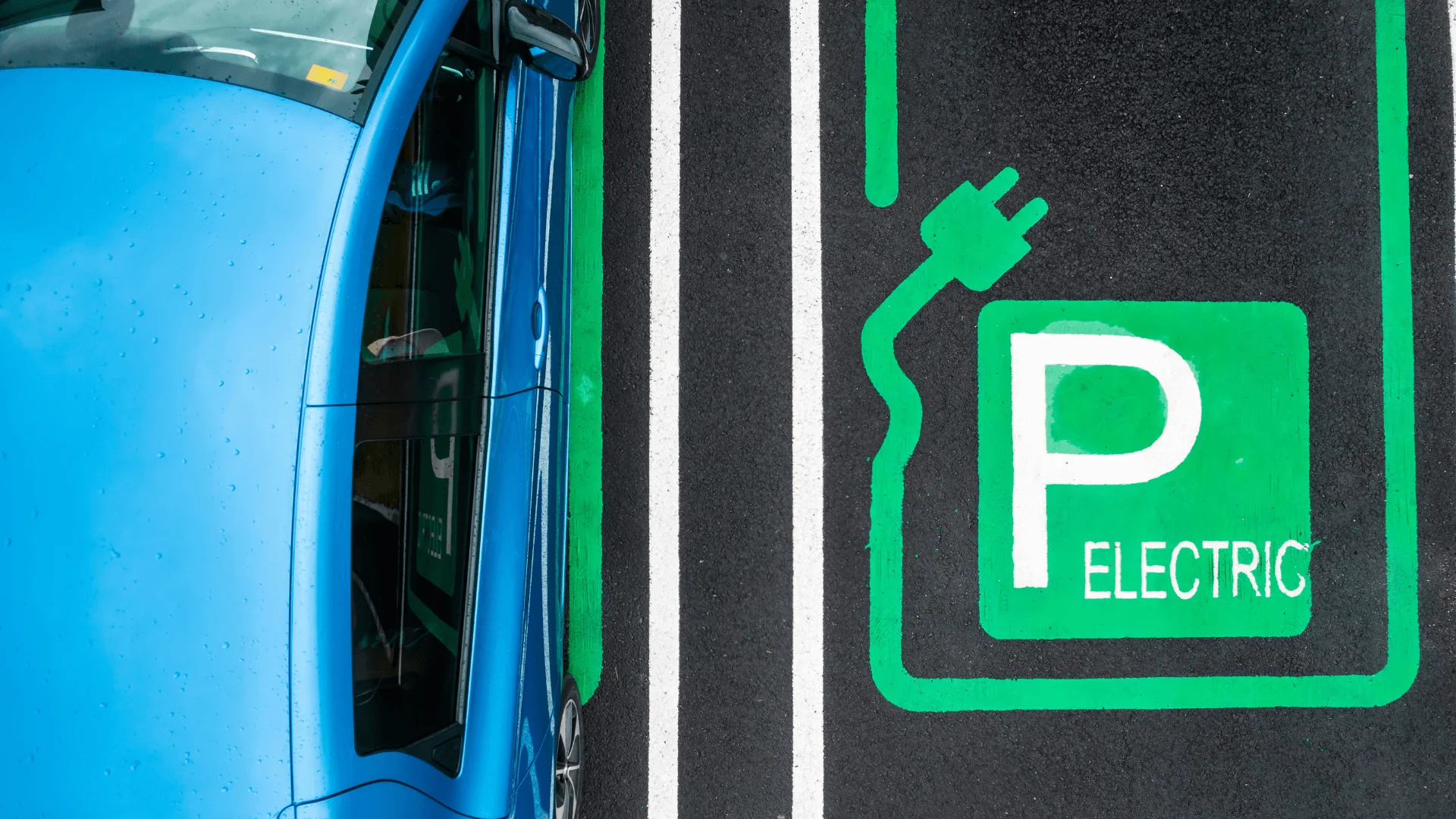 Tesla, numéro un des des véhicules électrifiés en Europe - Challenges