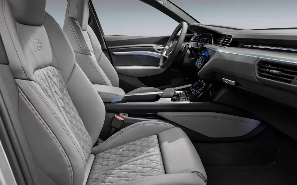 Audi e-Tron Sportback front seat