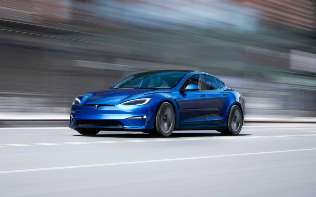 Tesla Model S bleue