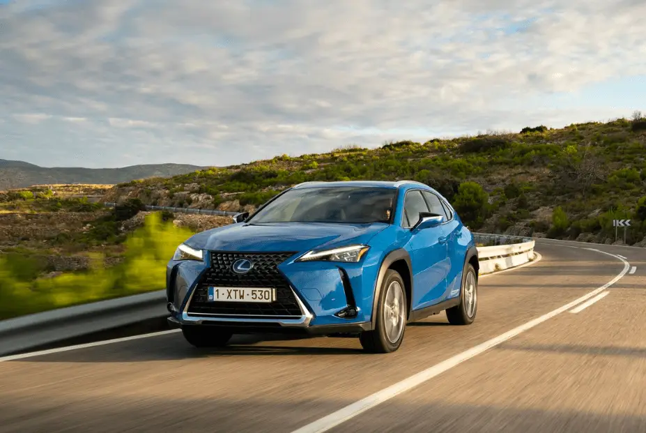 Lexus UX 300e avant