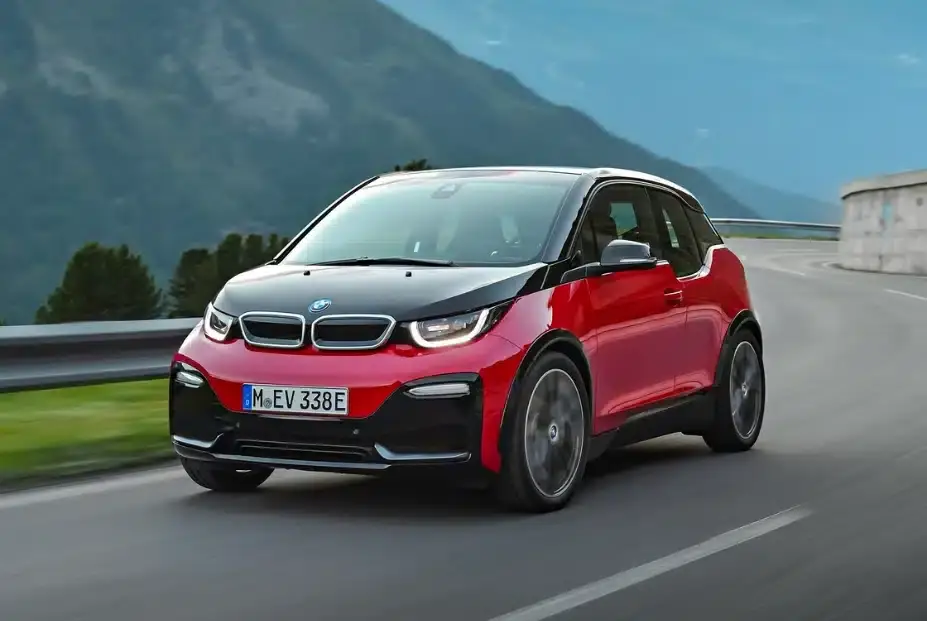 BMW i3s