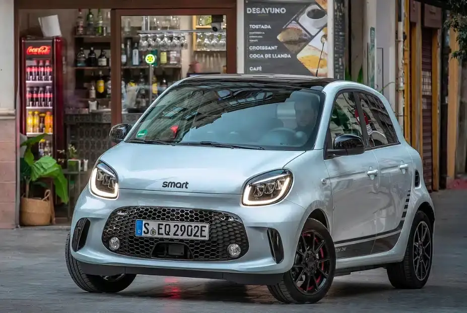 Smart EQ Forfour