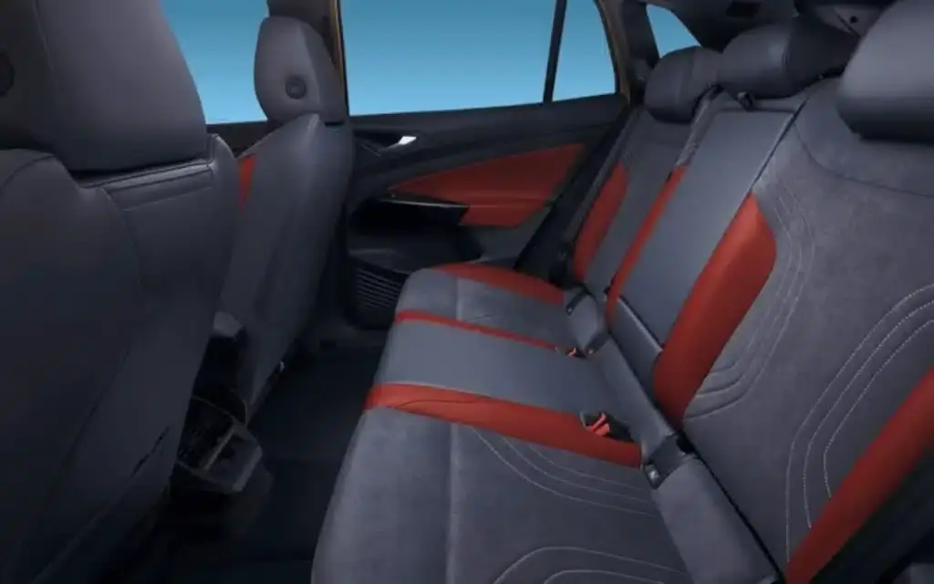 Volkswagen ID.4 Pure rear seat