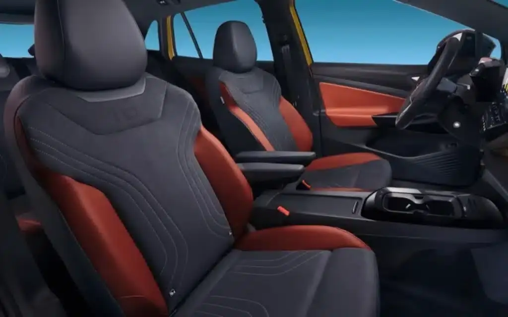 Volkswagen ID.4 Pure front seat