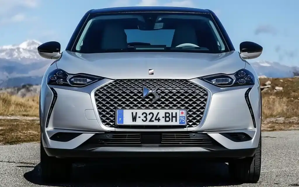 DS 3 Crossback e-Tense avant