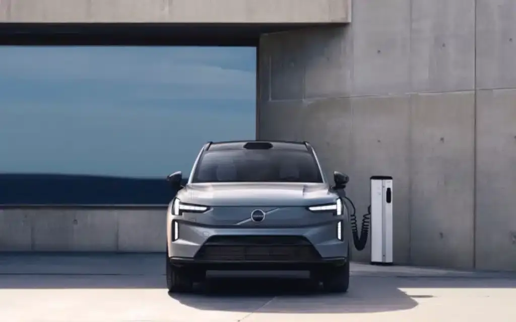 Volvo EX90 electrique