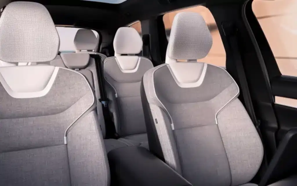 Volvo EX90 intérieur avant