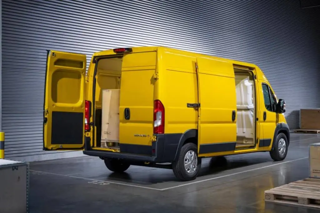 opel-movano-e-5