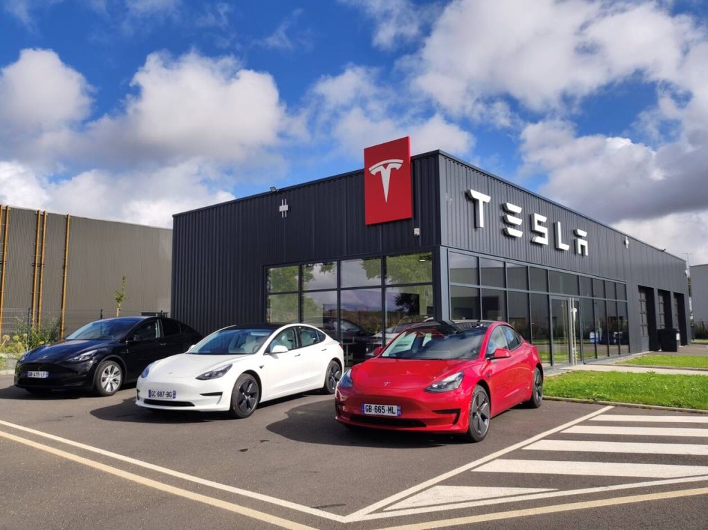 Centre tesla