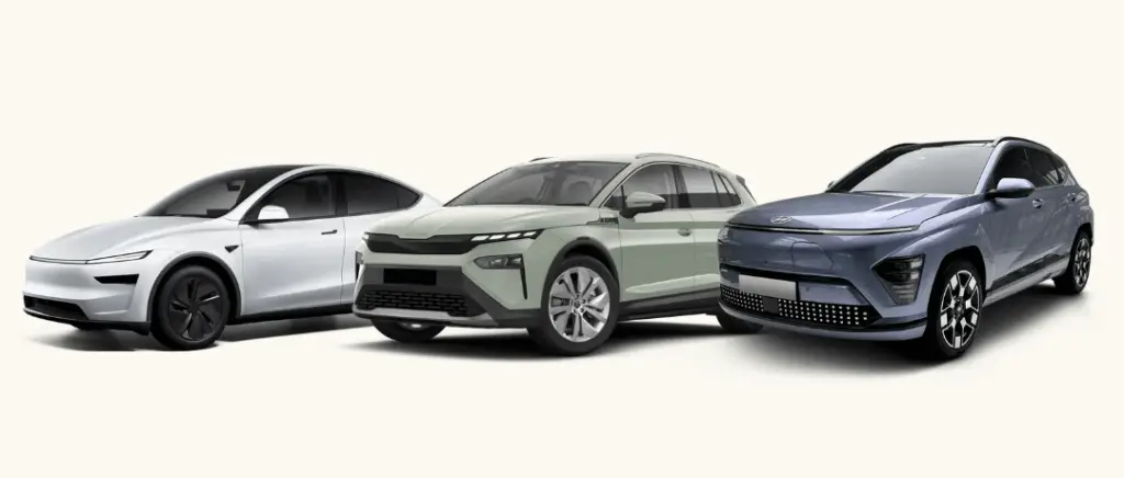 la tesla model y, la skoda elroq et la huyndai kona se tiennent côte à côte